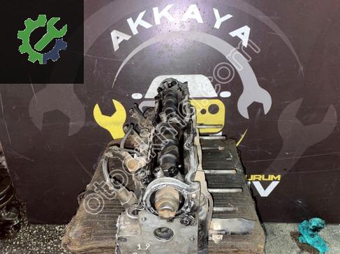 Peugeot Partner Silindir Kapağı çıkma parça
