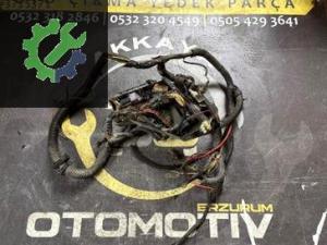 Orijinal RENAULT 19 Çıkma Karbüratörlü Motor Elektrik Tesisatı
