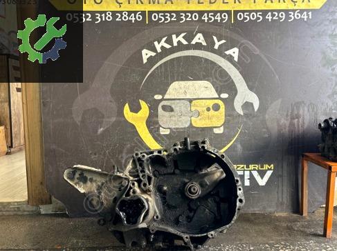 Renault R 9 Şanzıman Komple çıkma parça