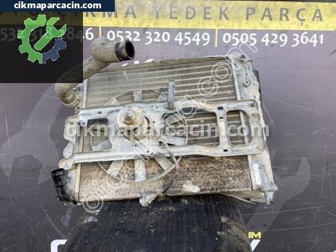 Renault Kangoo Motor Su Radyatörü çıkma parça