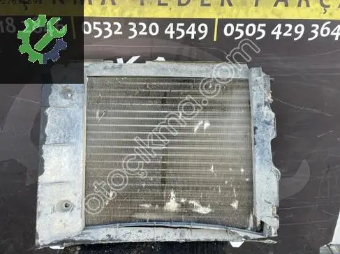 Renault Kangoo Motor Su Radyatörü çıkma parça