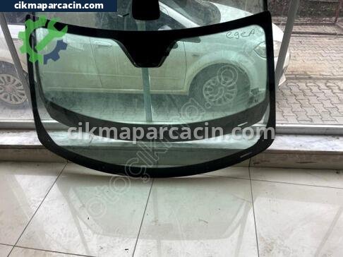 Fiat Egea Ön Cam çıkma parça