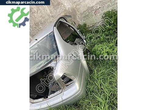 Volkswagen Bora Arka Tavan Lambası çıkma parça