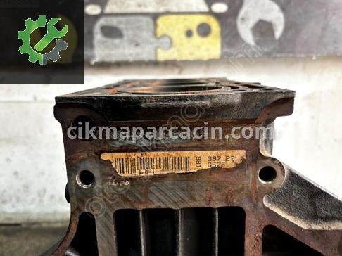 Volkswagen Jetta Yarım Motor çıkma parça