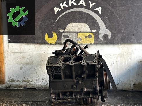 Volkswagen Passat Yarım Motor çıkma parça