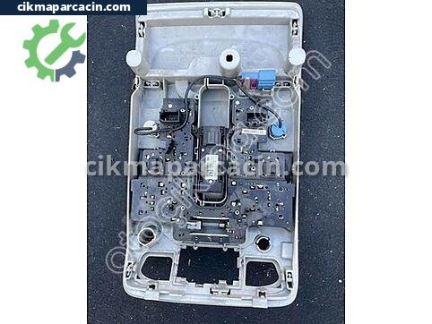 Audi A6 Tavan Lambası çıkma parça