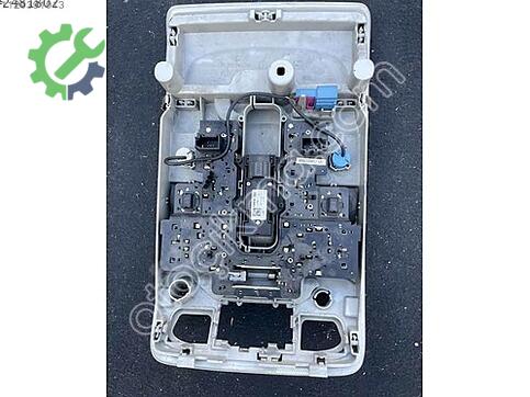 Audi A6 Tavan Lambası çıkma parça