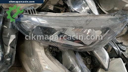Ford Focus LED Far çıkma parça