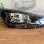 Orjinal Ford Focus 4 Sağ Far – İçi Siyah LED