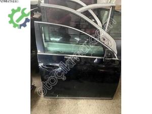 Orjinal Temiz VW Passat B7 Sağ Ön Kapı Çıkma Parçası