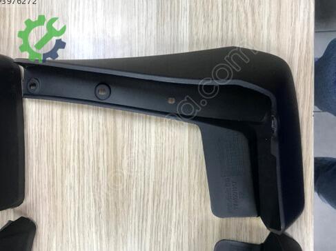 Honda Civic Paçalık / Tozluk 21-23 çıkma parça