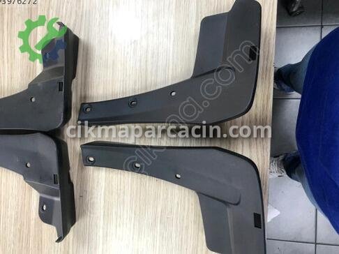 Honda Civic Paçalık / Tozluk 21-23 çıkma parça