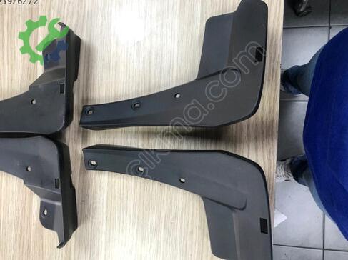 Honda Civic Paçalık / Tozluk 21-23 çıkma parça