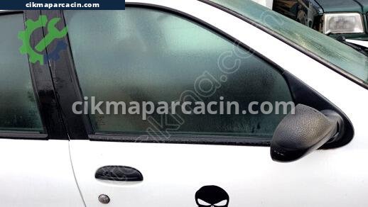 Fiat Palio Sağ Ön Kapı Camı çıkma parça