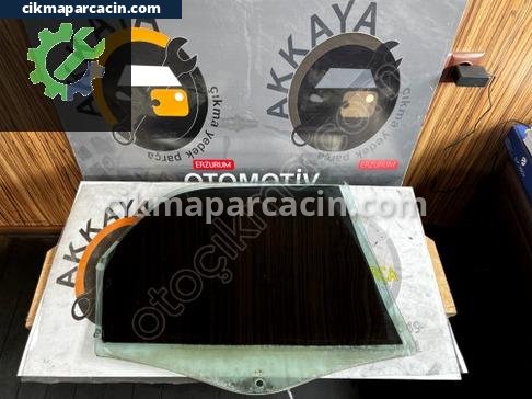 Fiat Palio Sol Arka Kapı Camı çıkma parça