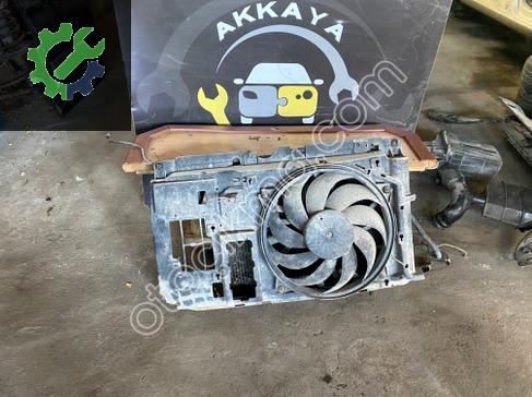 Peugeot Partner Su Radyatörü 03-08 çıkma parça
