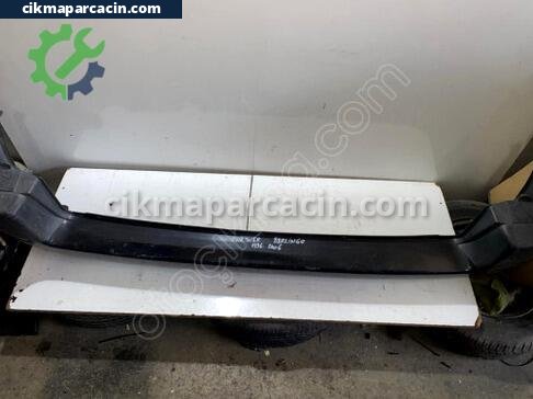 Peugeot Partner Arka Tampon çıkma parça