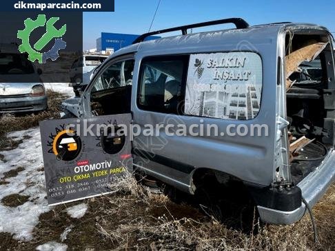 Peugeot Partner Yan Saç Çamurluk çıkma parça