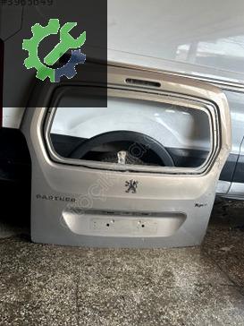 Peugeot Partner Bagaj Kapağı çıkma parça