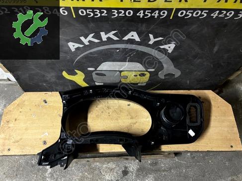 Peugeot Partner Gösterge Çerçevesi çıkma parça