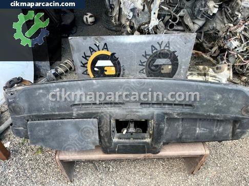 Peugeot Partner Torpido çıkma parça