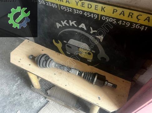 Peugeot Partner Sol Aks çıkma parça