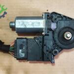 Çıkma Orijinal Cam Motoru Volkswagen Passat 101438-202