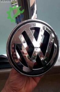 Passat B6 ön panjur arması