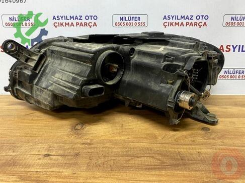 Volkswagen Passat Sağ Ön Far çıkma parça