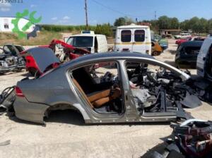Volkswagen Passat Orijinal Çıkma Arka Tavan
