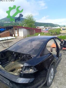 Volkswagen Passat Arka Cam çıkma parça