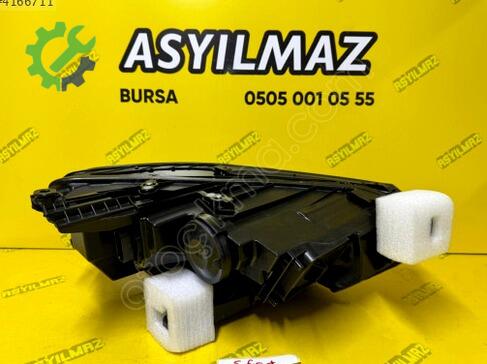 Volkswagen Passat Sol Ön Far 19-23 çıkma parça