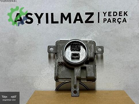 Volkswagen Passat Far Beyni 8K0941597E çıkma parça