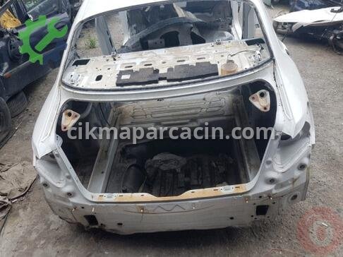 Volkswagen Passat Komple Arka çıkma parça