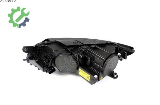 Volkswagen Passat Sağ Ön Far 3C8941754 çıkma parça