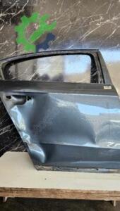passat sağ arka kapı 3AE833056
