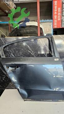 Volkswagen Passat Sağ Arka Kapı 3AE833056 çıkma parça