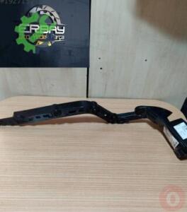 PASSAT SOL ARKA TAMPON BRAKETİ SIFIR ORİJİNAL 3AE807393A