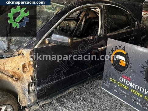Volkswagen Passat Sol Ön Kapı çıkma parça