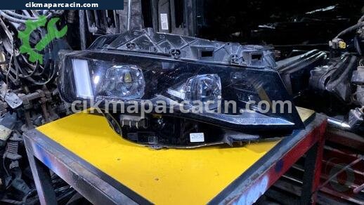 Peugeot 508 Mercekli Far çıkma parça