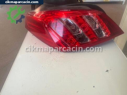 Peugeot 5008 Sağ Arka Stop çıkma parça