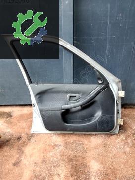 Peugeot 306 Sol Ön Kapı çıkma parça