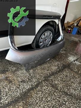 Peugeot 307 Bagaj Kapağı çıkma parça