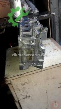 Peugeot 307 Silindir Kapağı çıkma parça