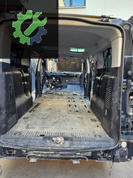 Peugeot Expert Arka Kupa çıkma parça