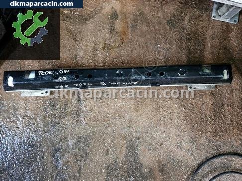 Citroen Berlingo Ön Tampon Demiri çıkma parça