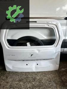 Pejo rifter gt  bagaj kapağı
