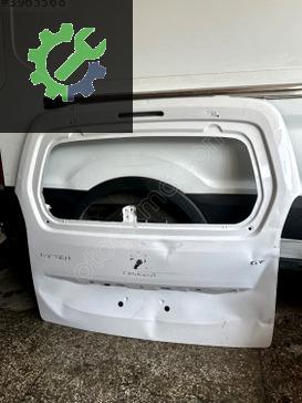 Peugeot Rifter Bagaj Kapağı çıkma parça