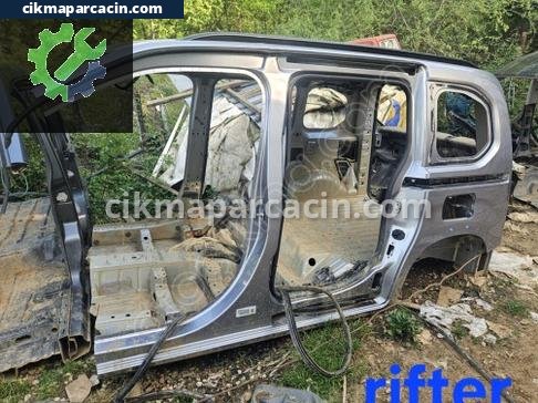 Peugeot Rifter Kupa çıkma parça