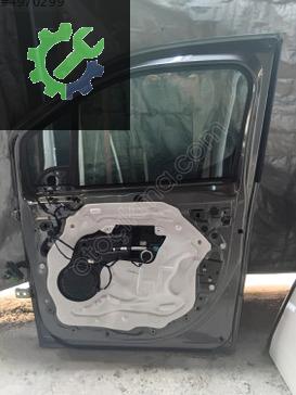 Peugeot Rifter Sağ Ön Kapı çıkma parça
